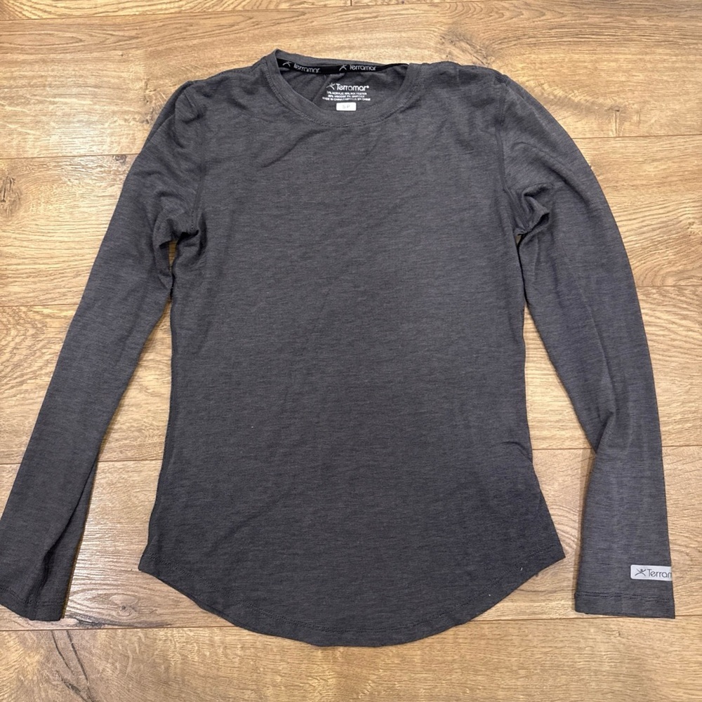 Terramar Womens Sz S Long Sleeve Climasense 2.0 Compression Shirt Baselayer Gray